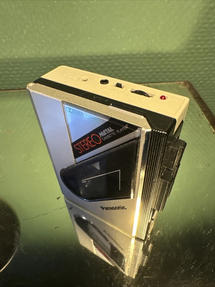 PANASONIC RQ Ja62 Walkman MC lettore stereo a cassette incl. orig. Cuffie - Immagine 2 di 4