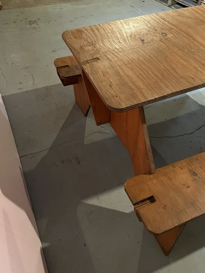 Mesa de picnic resistente - Mesa de juego tamaño niño de 8 piezas madera contrachapada manchada hecha a mano Foto 4 de 4