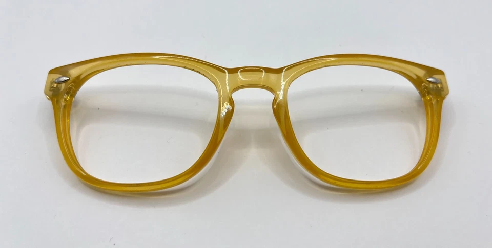 1345 - RAY BAN 4140 YELLOW FRONT FACE AUTHENTIC - image 2 of 2
