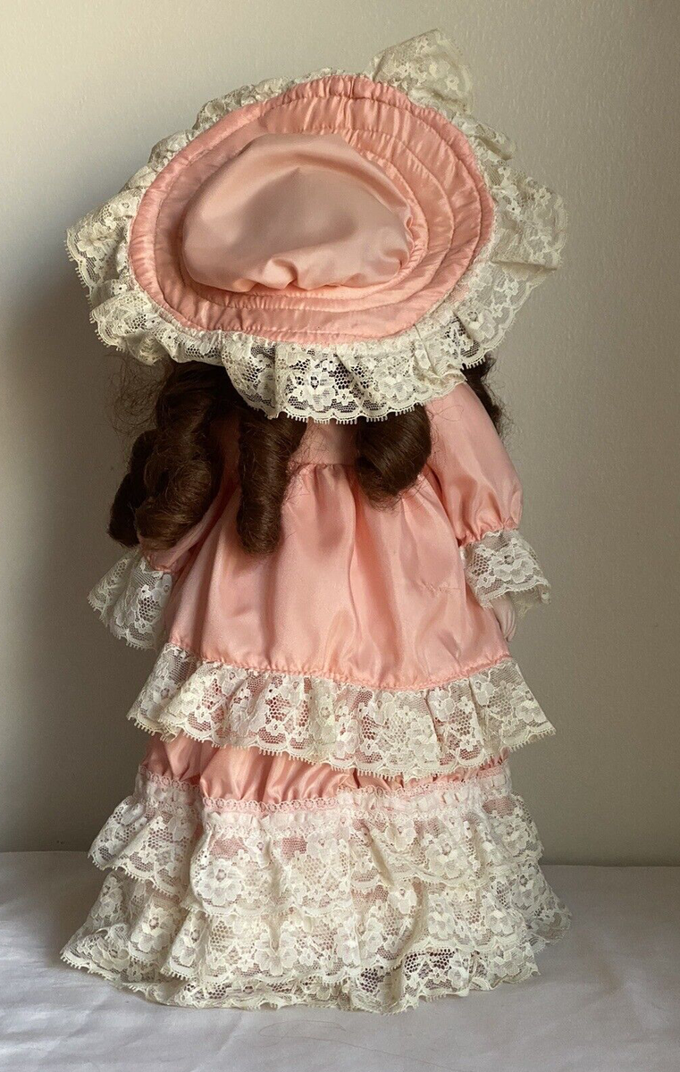 Vintage Dynasty Doll Collection 15