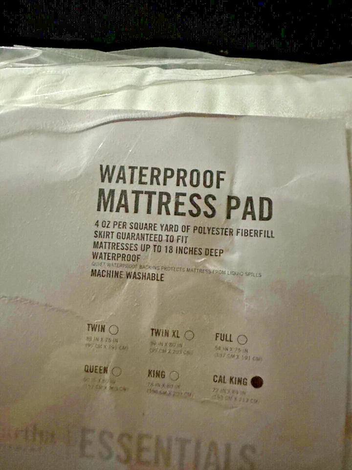Martha Stewart Waterproof Quilted Mattress Pad NIP 5 sizes White - Image 2 of 4