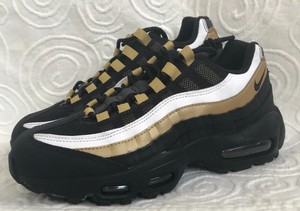 black and gold 95 air max