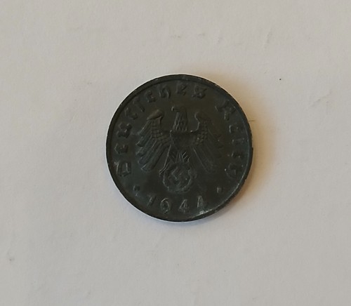 Later Period 4 Item 3rd Reich Small Denomination Coin Set And Stamp - Picture 9 of 9