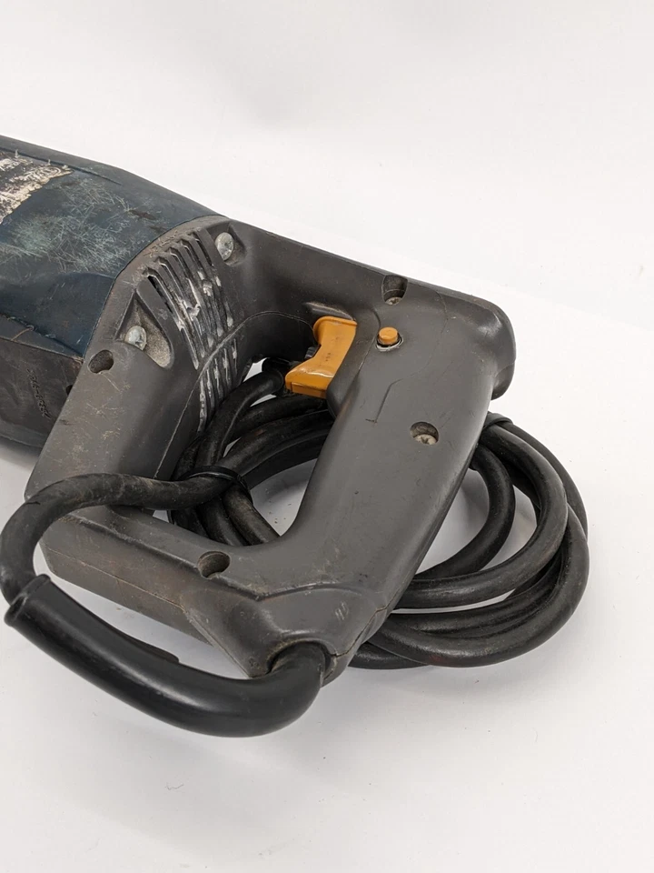 Bosch Panther B6400 Corded Reciprocating Saw - Image 3 of 4