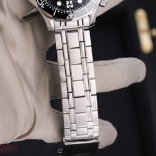 Omega Seamaster Diver 300M James Bond 007 COMPLETE 42mm Black Dial Black Ceramic 15