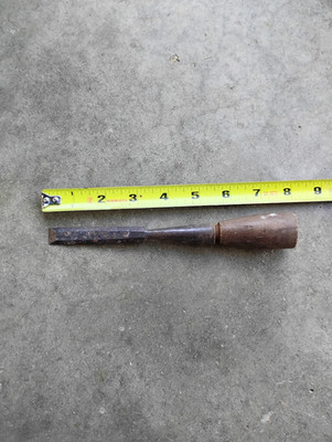 VTG. GREENLEE 1/2  BEVELED EDGE SOCKET CHISEL