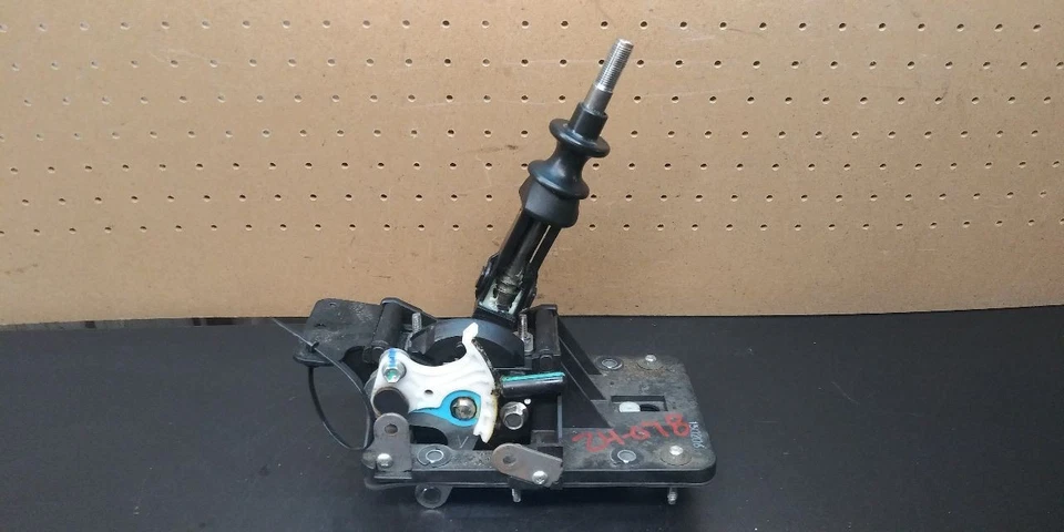 2015 SUBARU WRX 手动变速器组件 原始设备制造商 C1010VA000 — 第 3/4 张图片