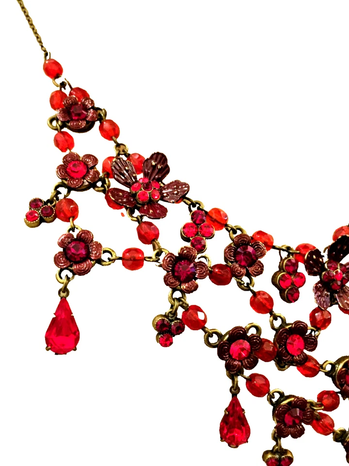 Collar babero Orly Zeelon 104202-3700 ROJO latón antiguo Swarovski adornado Foto 3 de 4