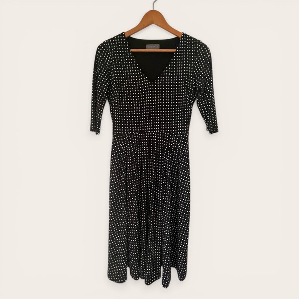 Jacqui E Black Polka Dot Dress Womens XS Flattering Fit Work Office Midi Stretch