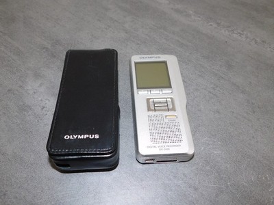 Olympus Digital Voice Recorder DS-2400 Player Handheld 2Gb SD