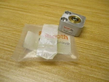 Rexroth Bosch 0 822 406 224 Pneumatic Cylinder 0822406224