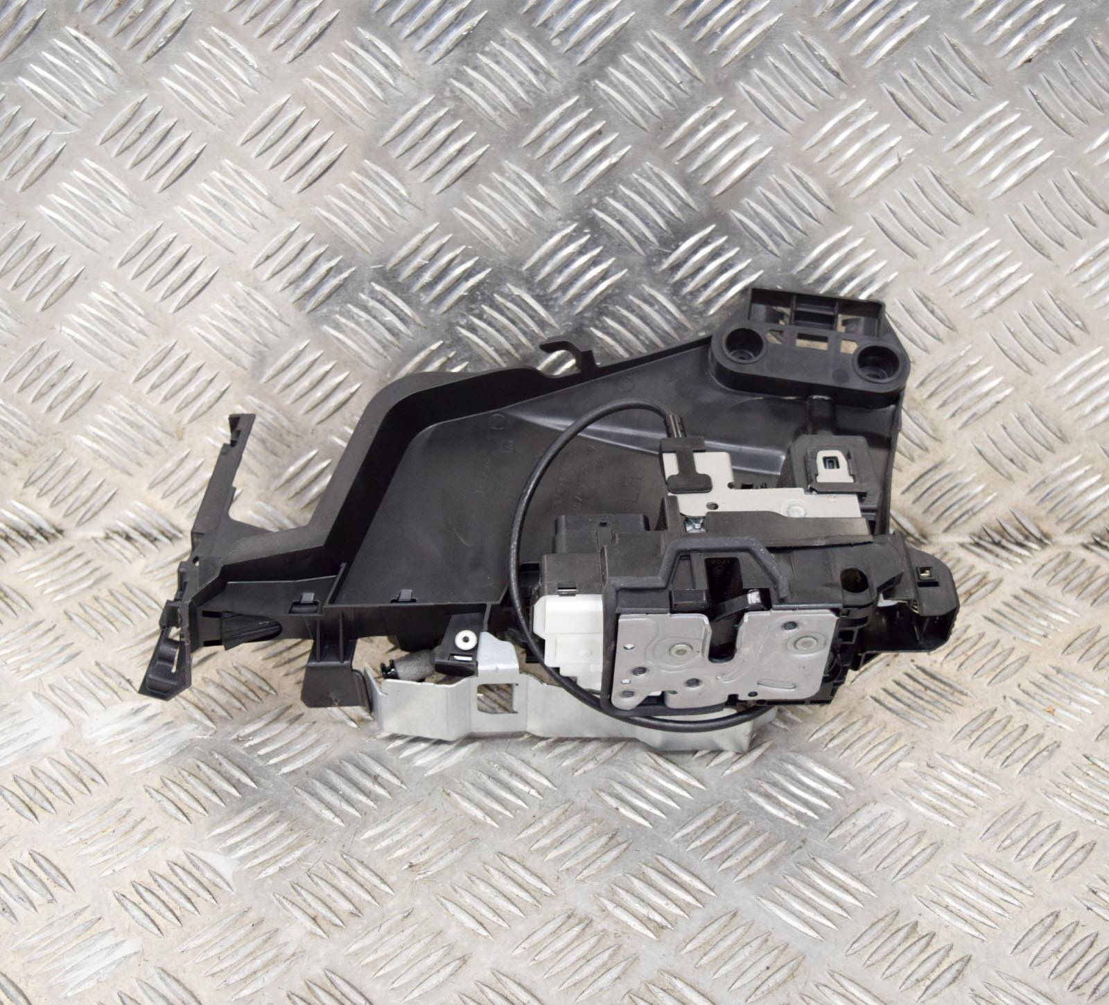 Volvo Xc40 RHD Front Left Door Lock 2.0i 140kw 31440787 2018 for 