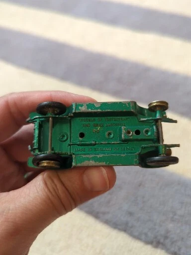 Lot of 5 Antique-style Miniature Vehicles - Image 3 of 4