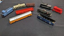 Mixed HO Train Lot: Lionel Switcher, Tyco  Bachmann Freight, Others
