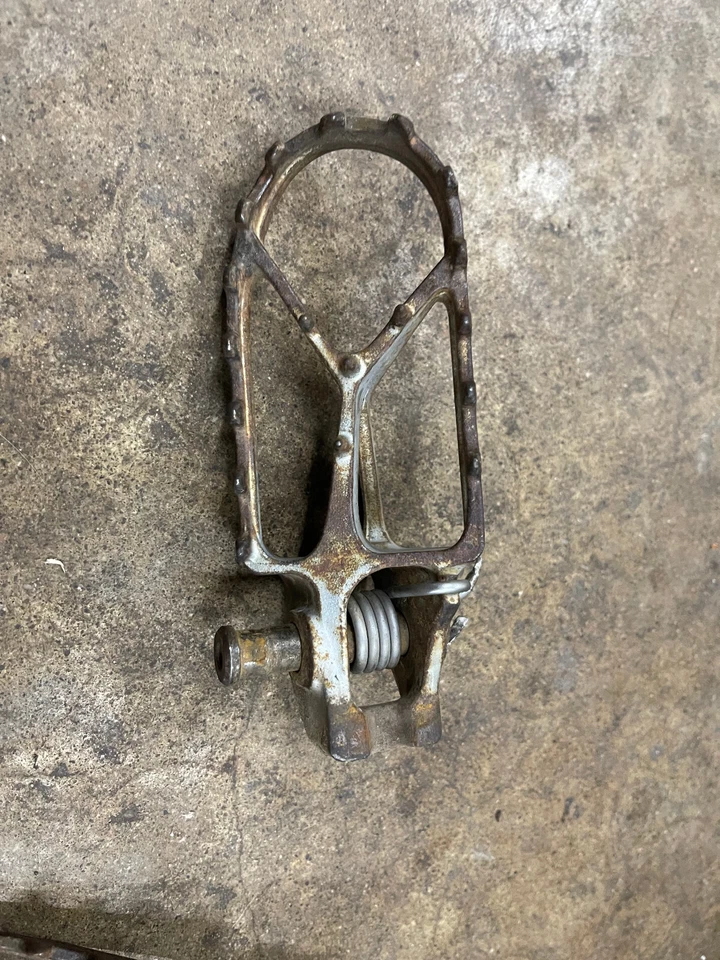 Apoios para os pés 2016-2018 KTM fábrica fabricante de equipamento original 19 SX-F 17 250 350 450 XCF XC - Imagem 2 de 3