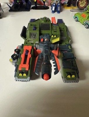 Transformers Armada- Megatron Tank with Leader-1 Mini-Con Action Figure