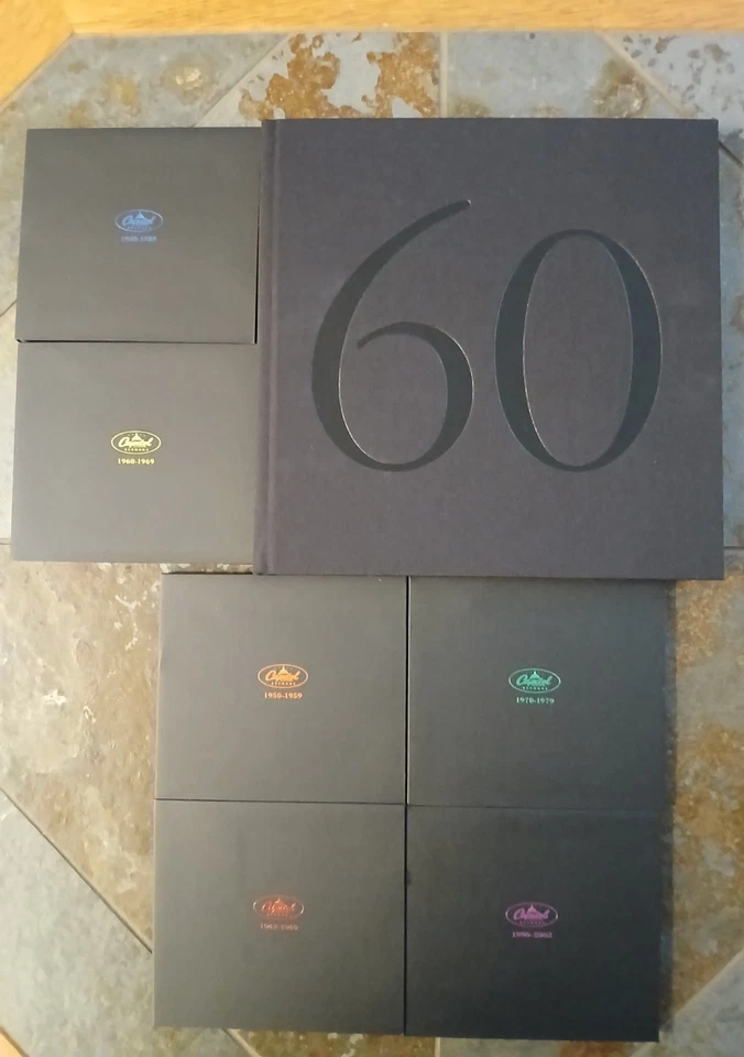 Capitol Records 1942-2002. Großformatige Leinenbox mit 6 CDs und Hardcoverbuch - Bild 3 von 4