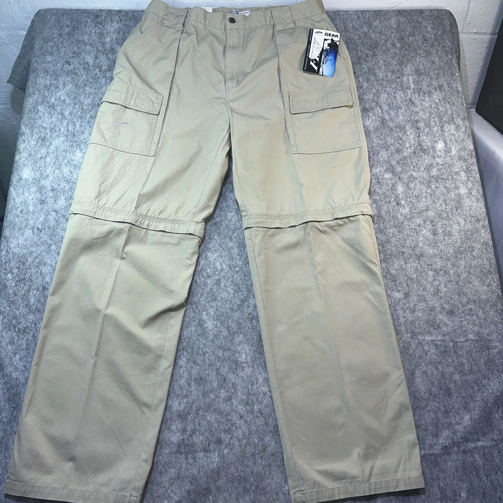 FLW Gear Men’s Fishing Pants Size 40 Khaki Outdoor Hiking Camping Cargo Pockets