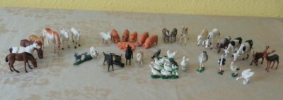 Vintage Bauernhof Tier Figuren Kühe Schafe Enten Pferd Hunde Schweine Hühner 39