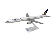 Flight Miniatures Continental (91-10) 757-300 1:200 Scale Model Airplane 