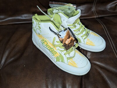 NWT Dereon Sneaker - House Of Dereon - Beyonce, size 9