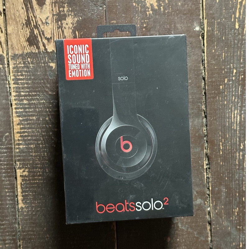 Beats by Dr. Dre Solo2 Headphones Black Foldable 3.5mm Built-in Mic Headband
