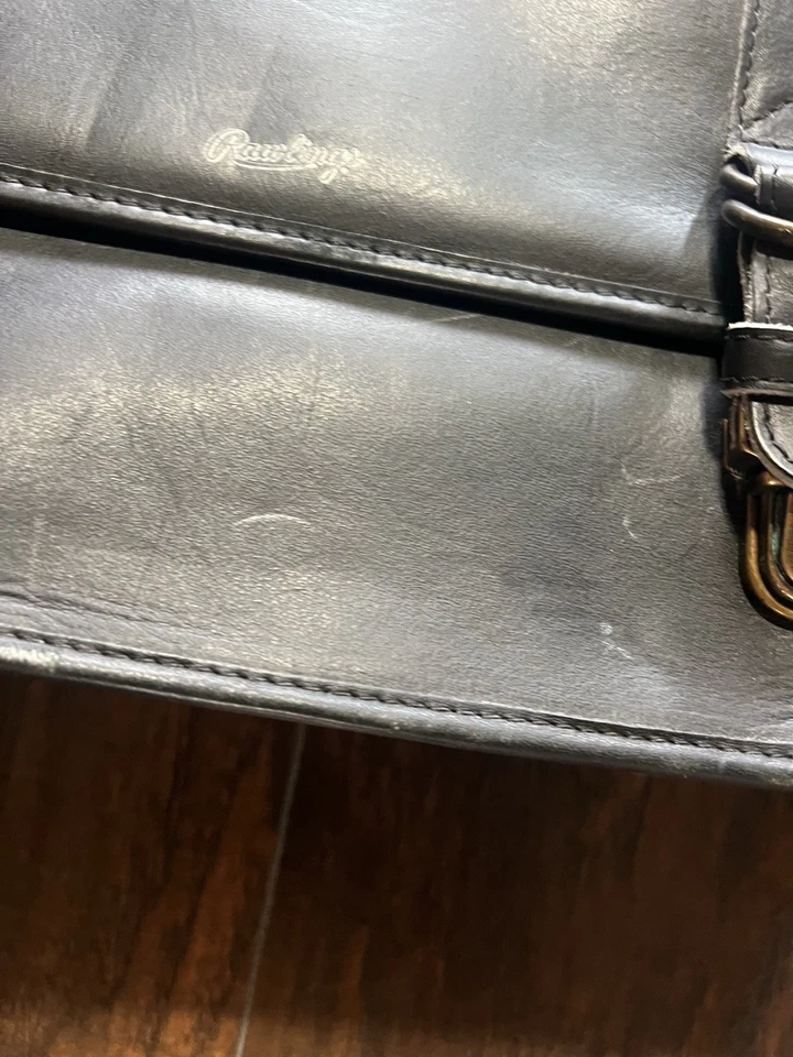 Guante de Béisbol Rawlings Cuero Maletín Computadora Edición Limitada Hecho en EE. UU. Foto 3 de 4