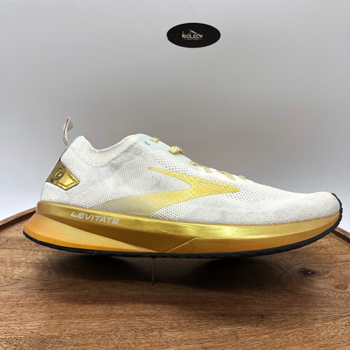 Brooks Levitate Victory Edition White Gold Womens Running Shoe  1203351B102