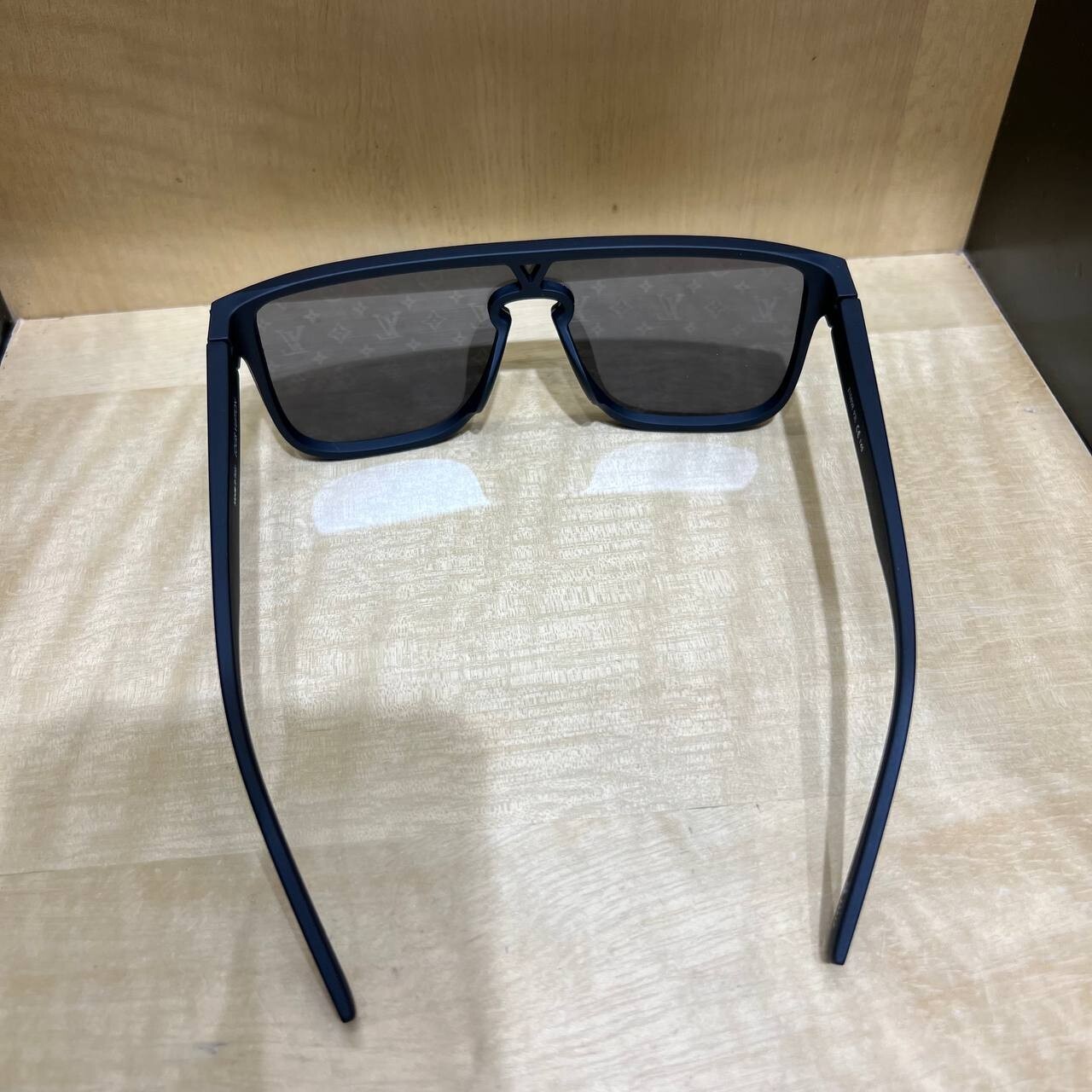 Louis Vuitton Z1082E WAIMEA Monogram Black Gray Men's Sunglasses image 5