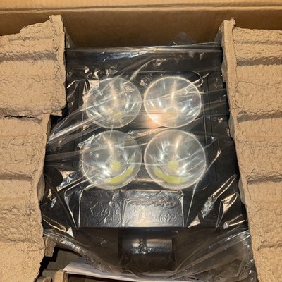 E-conolight E-HL4S11CSZ 152 Watt Led Flood 120v-277v 2  Adjustable Fitter