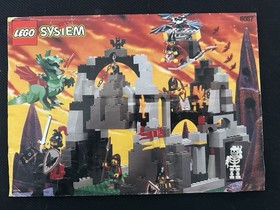 LEGO Vintage Castle: Witch's Magic Manor (6087) Fright Knights