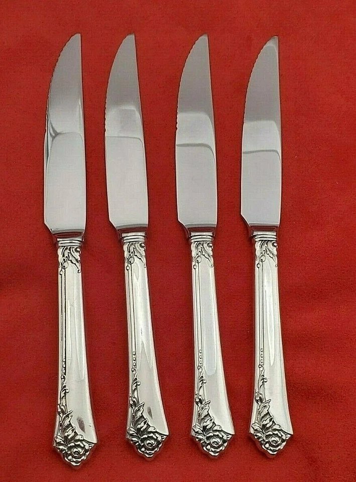 Juego de 4 cuchillos para carne dentados Damask Rose de Oneida Sterling hechos a medida Foto 3 de 4