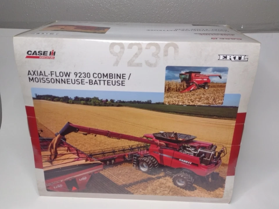 ERTL Prestige Collection 1/32 Case IH 9230 Axial Flow Combine Red - Image 4 of 4