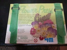 Toysmith 4M Flower Plant Press Kit Ages 5+ NI...