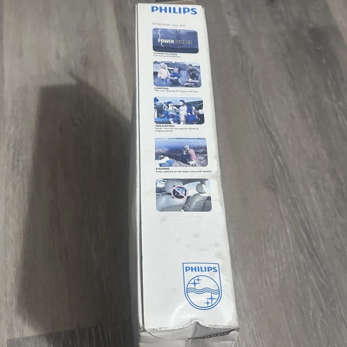 PHILIPS LCDテレビ FM/AMステレオ受信機　90年式 Portable TV PT902/37 | Philips