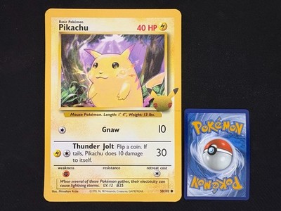 Pokemon Pikachu - XXL Karte 25th Stamp - 58/102 JUMBO - Englisch - NM