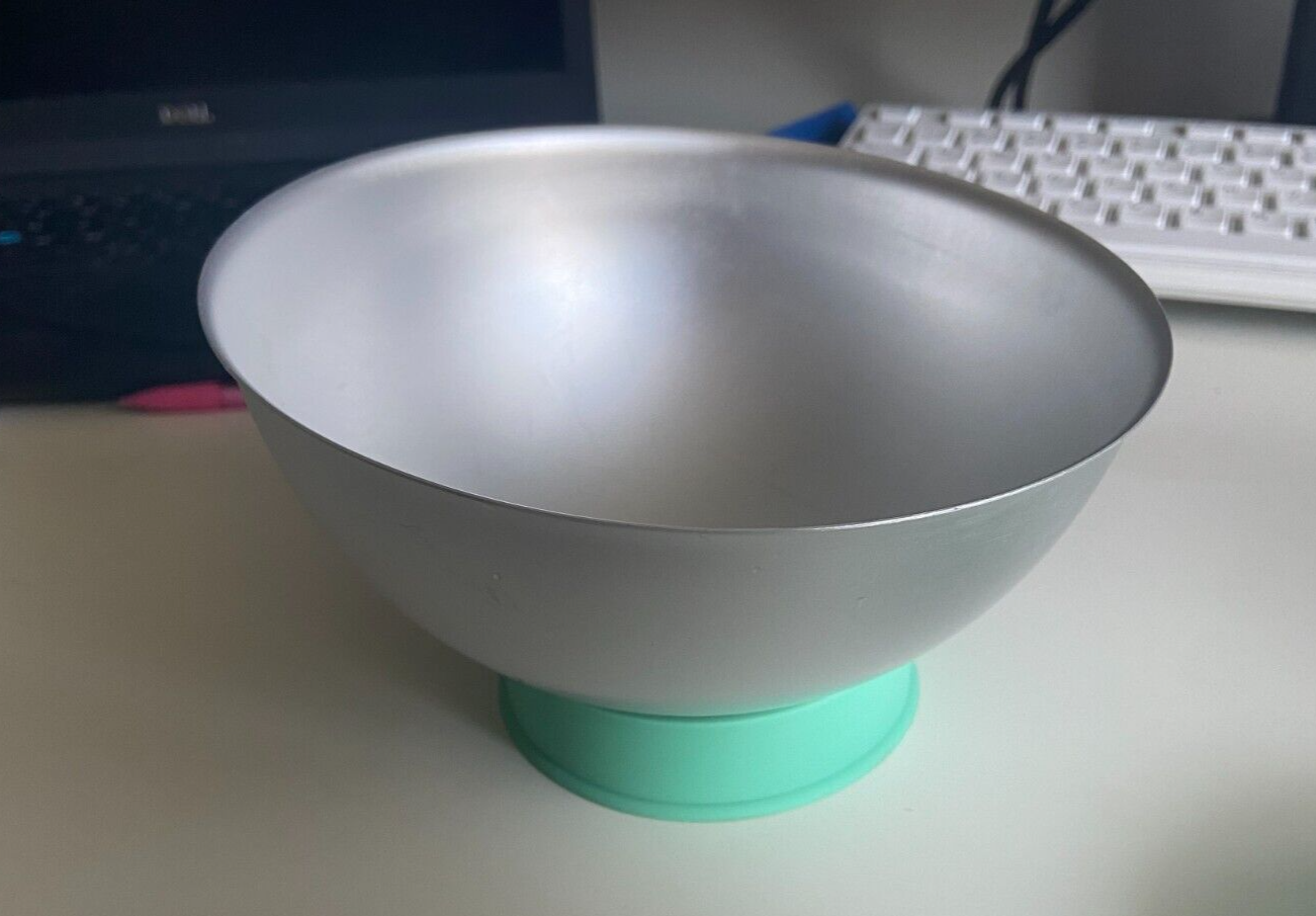 ROSANNA PANSINO by Wilton Ball Pan, 6-Inch - Sphere Cake Pan