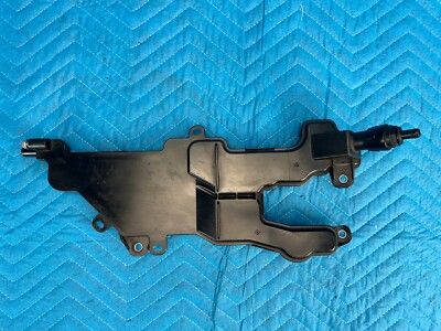 Lexus LX570 Toyota Engine Oil Separator 37K | 12215-38010