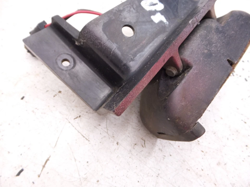 85-90 Firebird Trans Am 前雾灯安装支架一对 GM 10031377 — 第 3/4 张图片