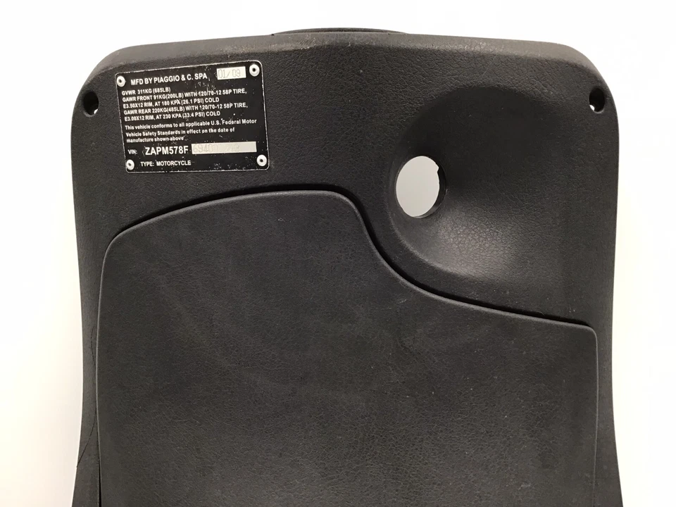 OEM 2009 Piaggio Fly 150 Glove Box, Door Inner Leg Shield 2006-2012 - Image 2 of 4