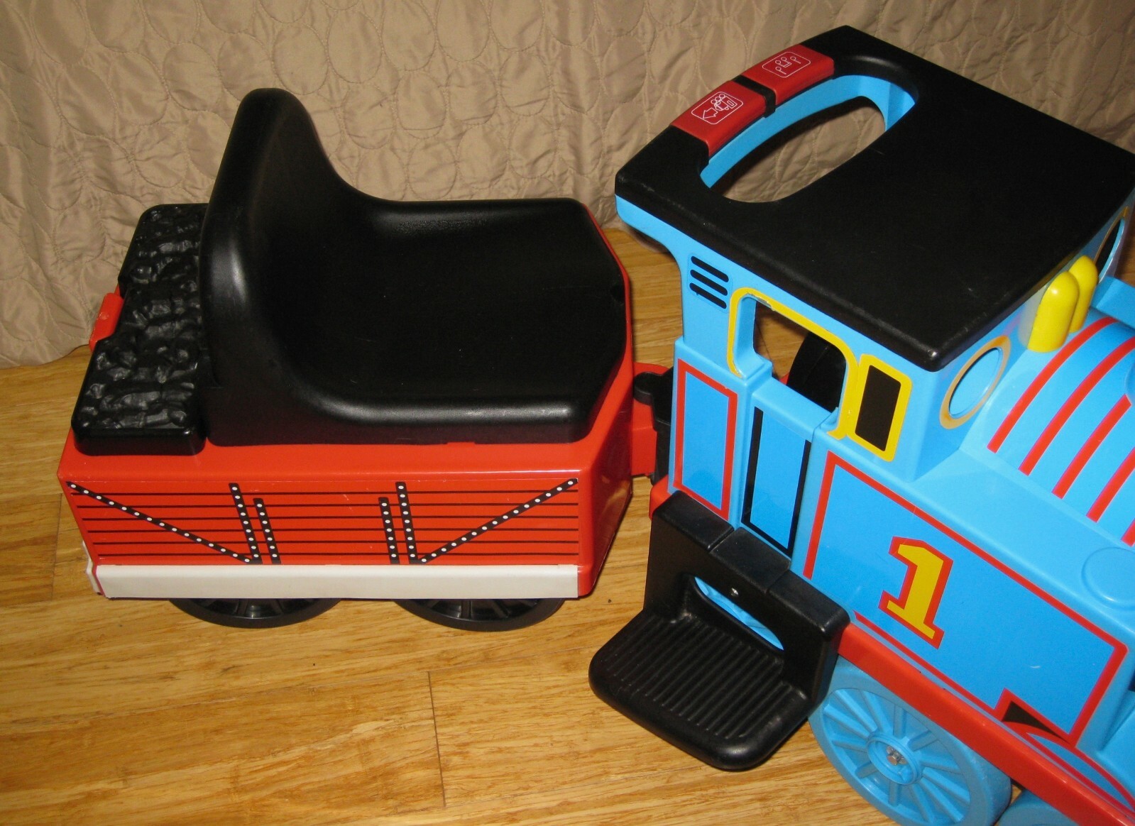 ride on thomas the train