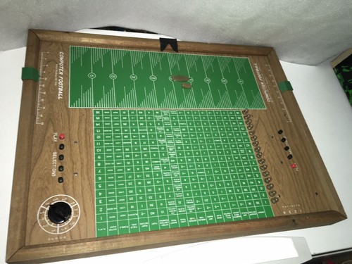Vintage COMPUTER FOOTBALL 1969’ Battery Operated - Picture 2 of 17