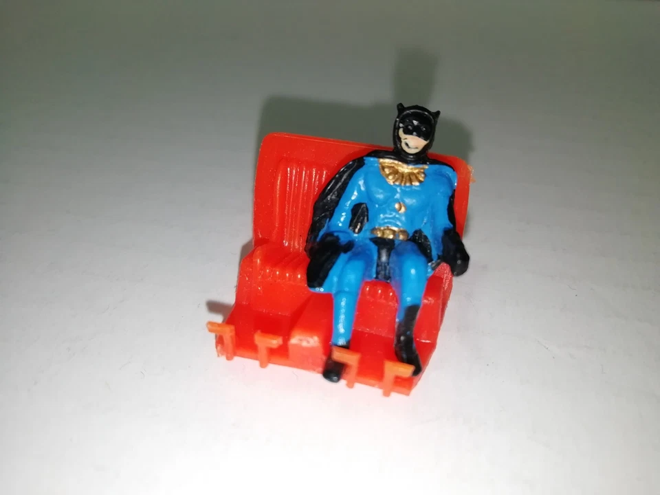 Corgi Figur Batman mit Sitz als Ersatzteil aus dem Batcopter C925 GT. Britain - Bild 2 von 4