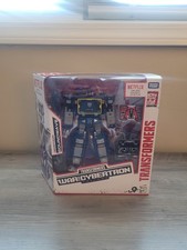 NEW TRANSFORMERS NETFLIX WAR FOR CYBERTRON TRILOGY SOUNDWAVE & RAVAGE LASERBEAK