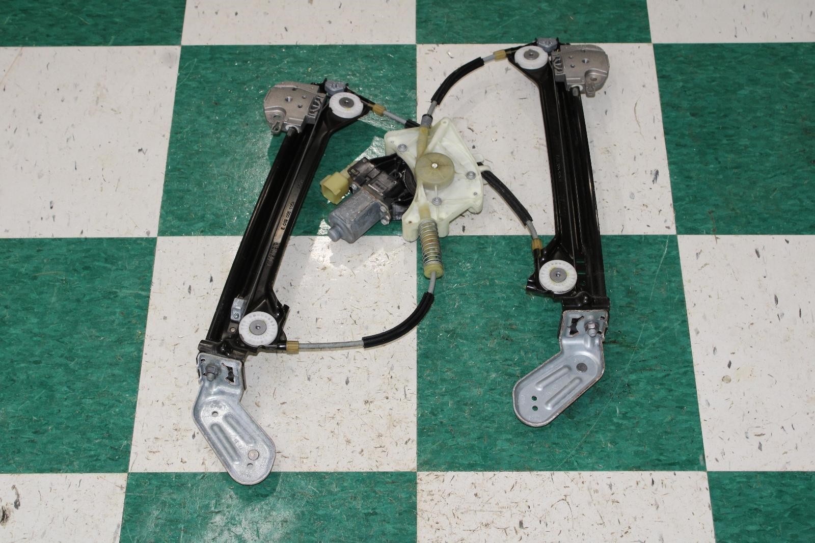 14-17 Ghibli Driver LH Left LR Rear Back Power Window Regulator OE Factory Motor