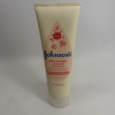Johnson's Creamy Baby Oil with Coconut  Honeysuckle 8 Oz 24 Hour Moisture