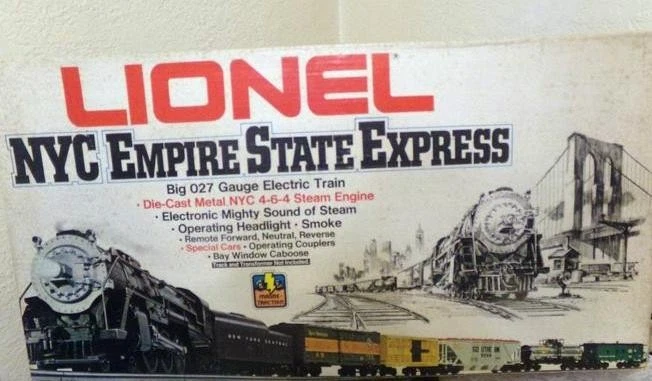 LIONEL MPC - 1665 NEW YORK CENTRAL EMPIRE STATE EXPRESS SET- 027- SEALED- NEW - Image 4 of 4