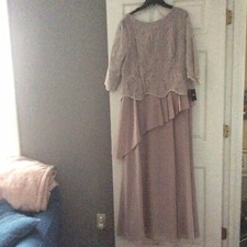 NEW LE BOS Grandmother Mother Of The Bride Groom Dress size 18 Stone Champagne