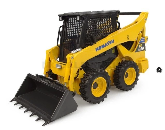 UNIVERSAL HOBBIES UH8177 KOMATSU SK820 Chargeuse compacte - 1:25 - Immagine 2 di 3