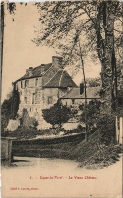 CPA LYONS-la-FORET Le Vieux Chateau (1160364)